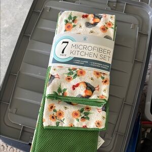 Floral Microfiber Kitchen Set